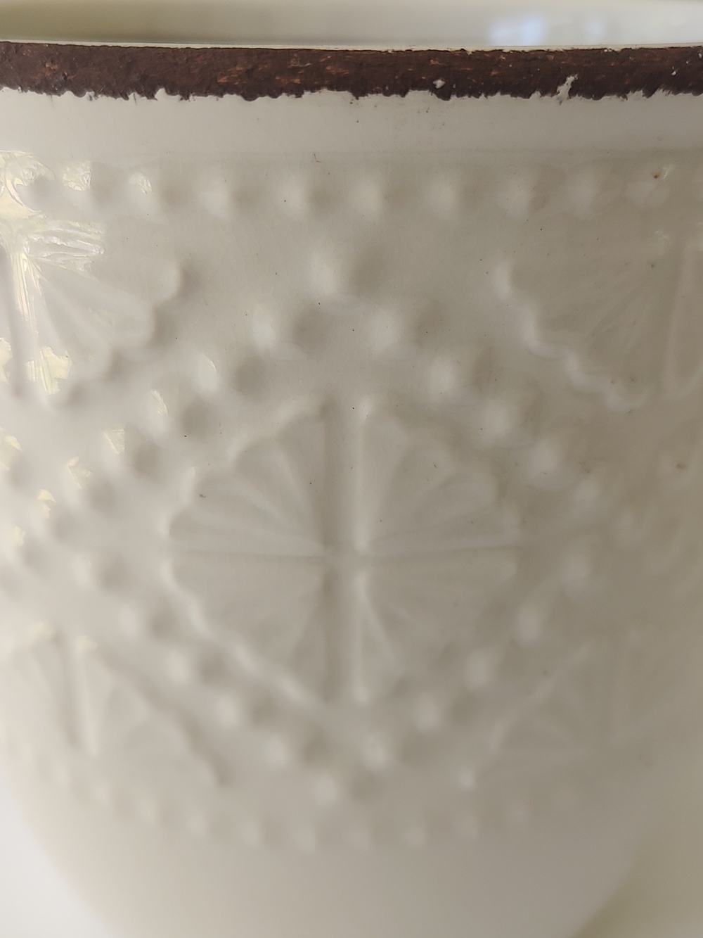 Ceramic Vase Cream Textured with Rustic Rim New - Picture 11 of 12